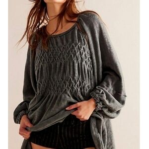 We The Free Gray Crew Neck Sweater